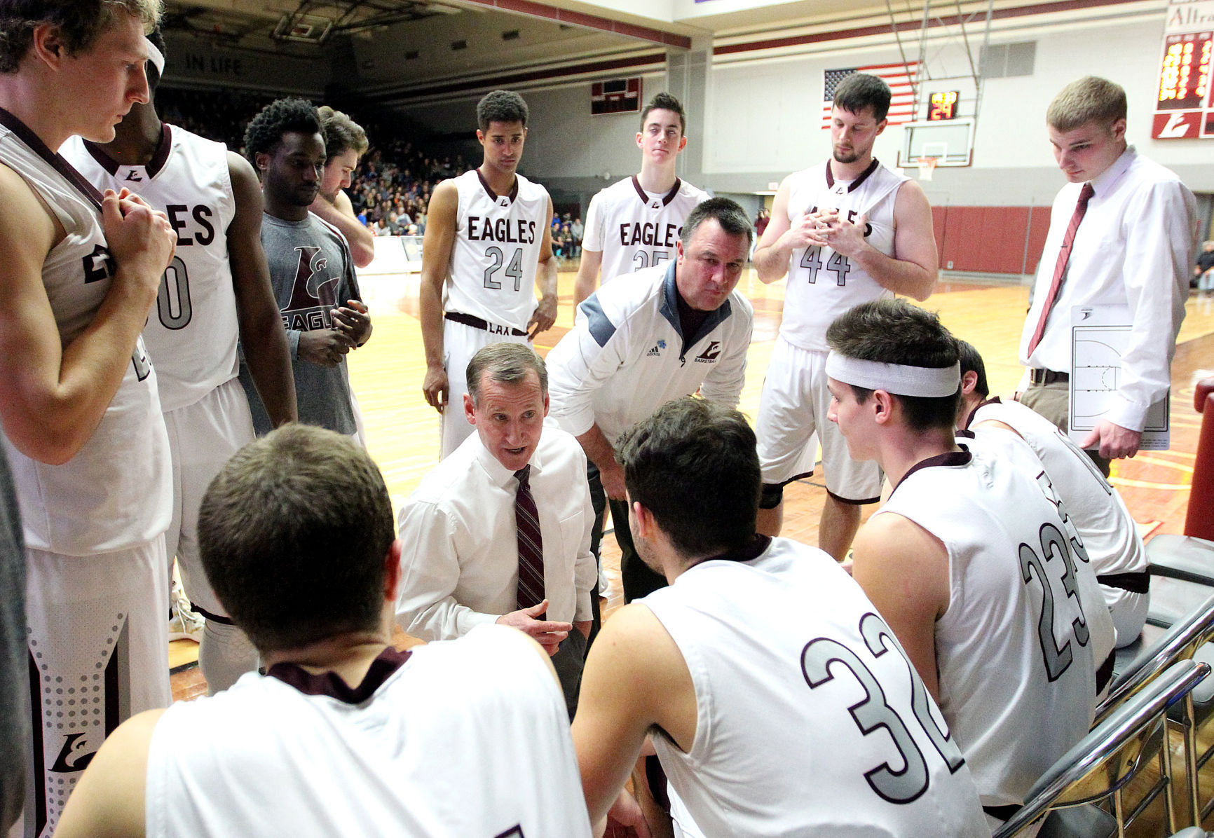 UW-La Crosse basketball: Ken Koelbl's resignation stuns followers
